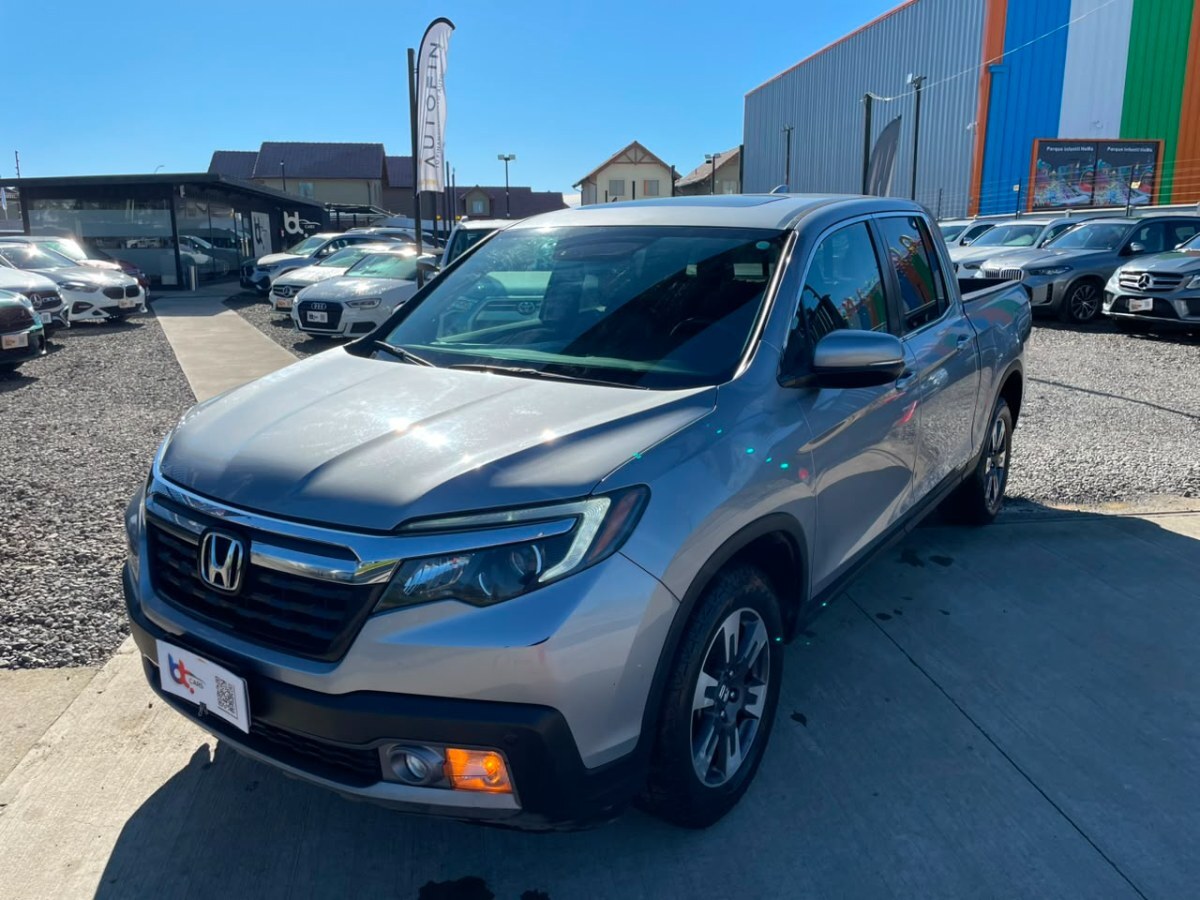 HONDA RIDGELINE RTL 3.5 2019 GRAN ESTADO - MANTENCIONES AL DÍA - DOS LLAVES - FULL MOTOR