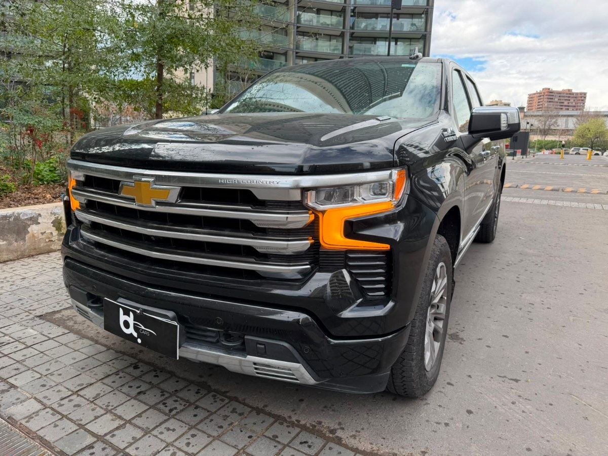 CHEVROLET SILVERADO 4X4 3.0 AUT 2023 EXCELENTE ESTADO - MANTENCIONES EN LA MARCA - FULL MOTOR