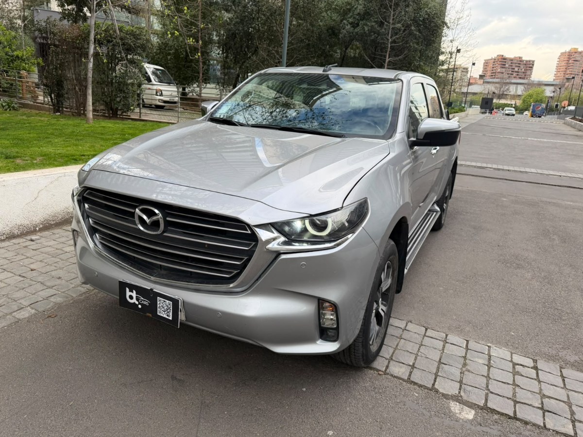 MAZDA BT-50 HIGH 4X4 3.0 AUT 2022 EXCELENTE ESTADO - MANTENCIONES MARCA - FULL MOTOR