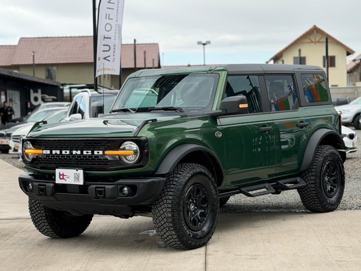FORD BRONCO 2.7 WILDTRAK 4WD AT 5P 2025 UNICO DUEÑO - MANTENCIONES EN LA MARCA DOS LLAVES - FULL MOTOR