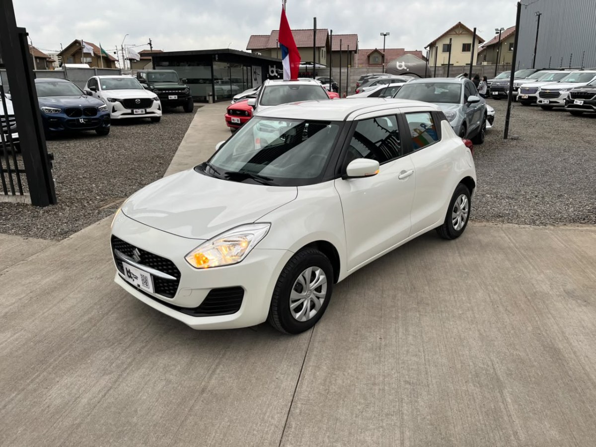 SUZUKI SWIFT GLS 1.2 2023 UNICO DUEÑO - MANTENCIONES AL DIA - DOS LLAVES - FULL MOTOR