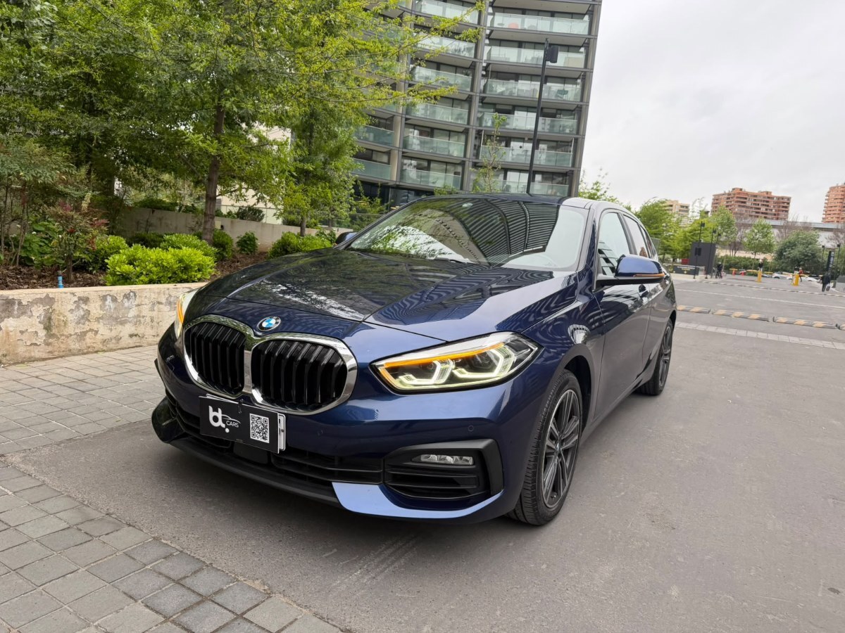 BMW 118I 1.5 AUT 2021 EXCELENTE ESTADO - MANTENCIONES EN LA MARCA - FULL MOTOR