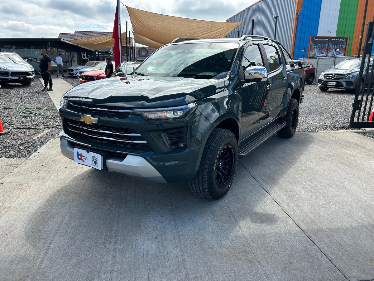 CHEVROLET COLORADO 2.8 LTZ DIESEL 4WD AT 4P. 2025 EXCELENTE ESTADO. - FULL MOTOR