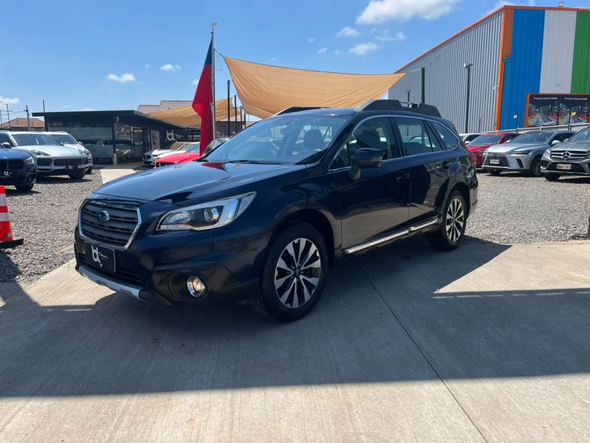 SUBARU OUTBACK LTD 2.5 2017 GRAN ESTADO - MANTENCIONES AL DÍA - DOS LLAVES - FULL MOTOR