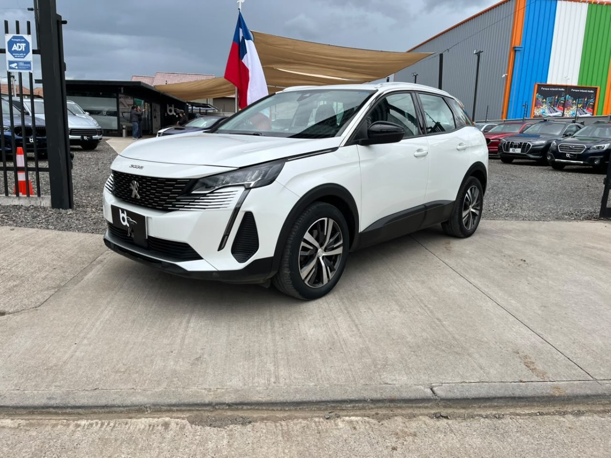 PEUGEOT 3008 1.5 ACTIVE PACK BLUEHDI 2023 EXCELENTE ESTADO. - FULL MOTOR
