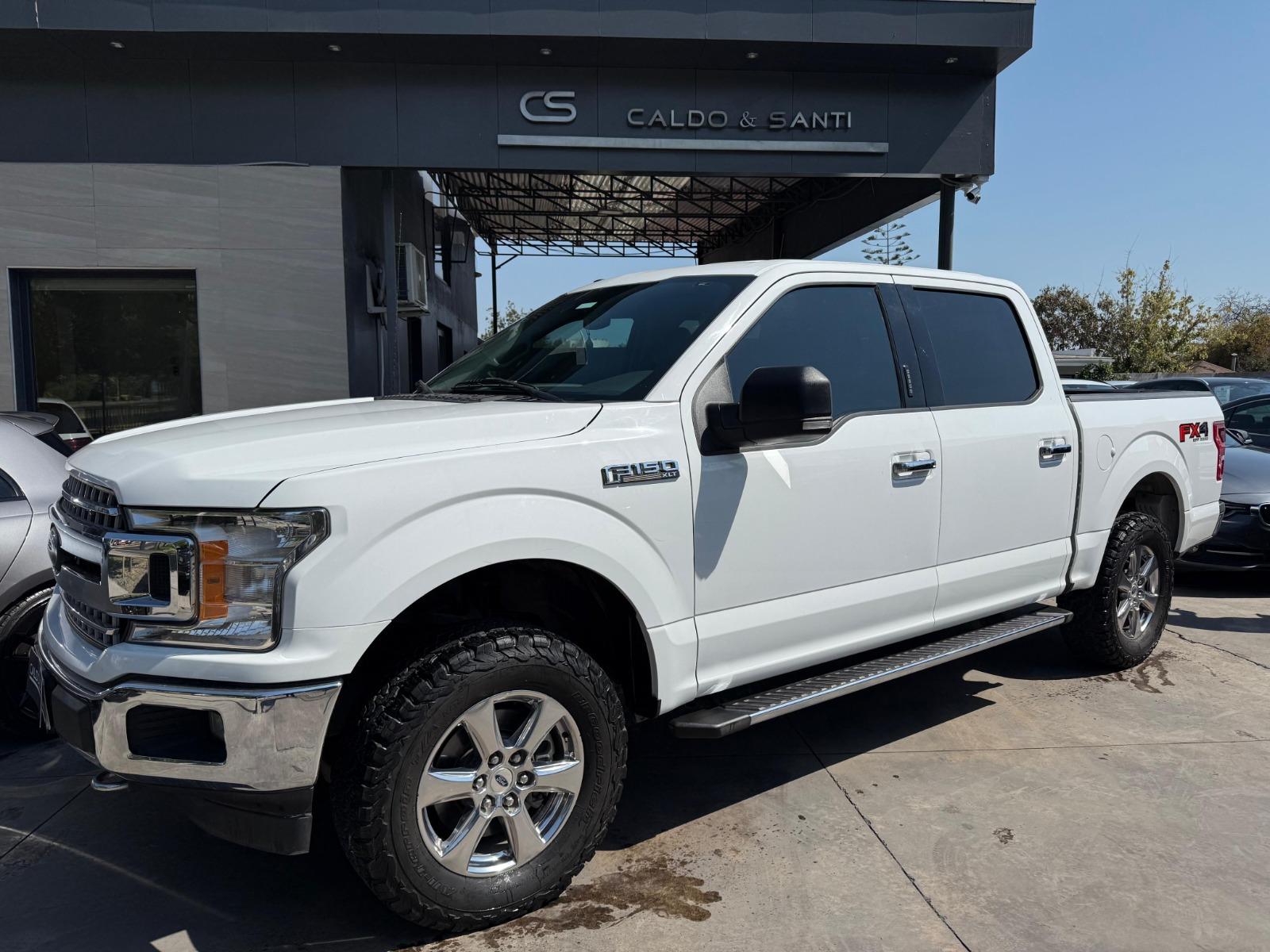 FORD F-150 XLT 5.0 AT 4X4 2018 BUEN ESTADO - 