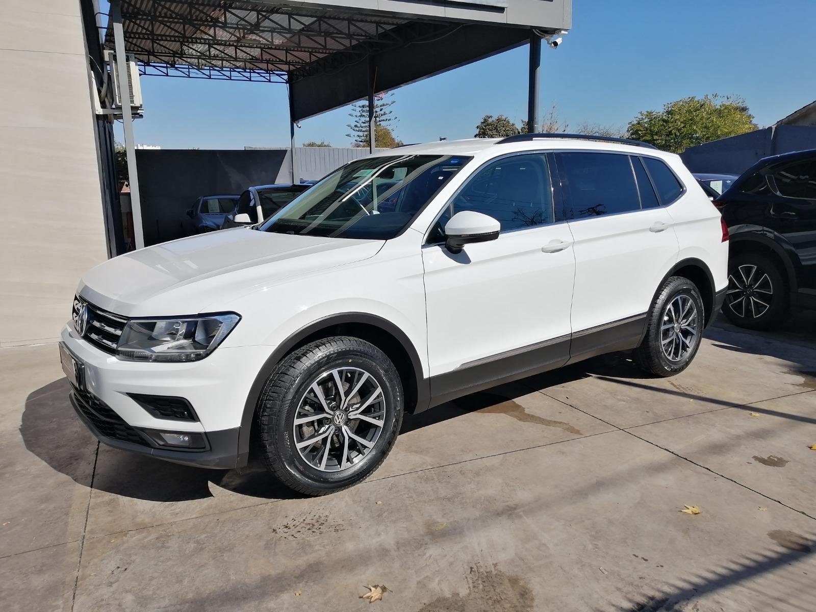 VOLKSWAGEN TIGUAN TSI 1.4 AT  2020 BUEN ESTADO, CON SUS 2 LLAVES - CALDO SANTI