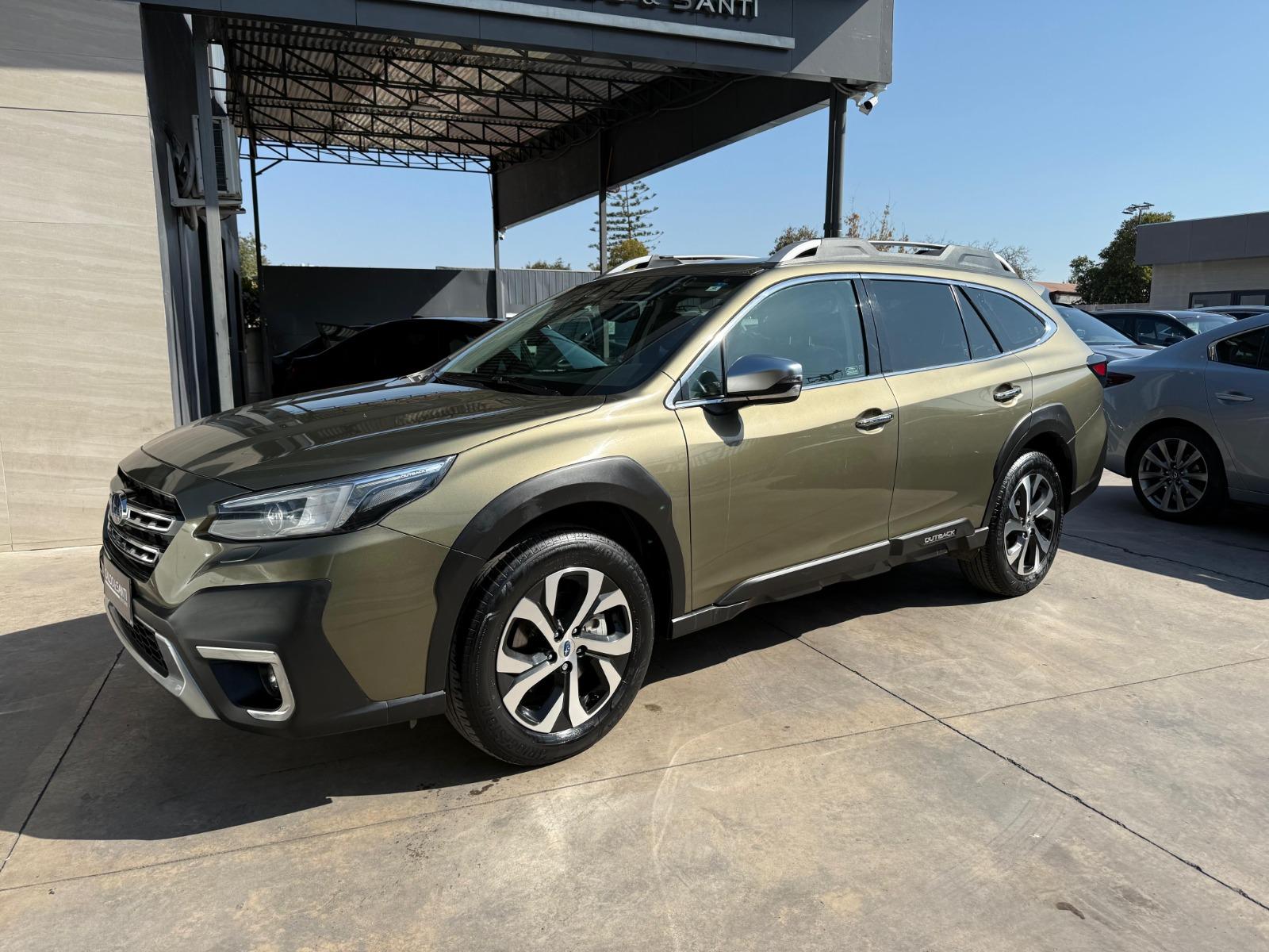 SUBARU OUTBACK 2.5I TOURING GARDX  2022 BUEN ESTADO, CON SUS 2 LLAVES - CALDO SANTI
