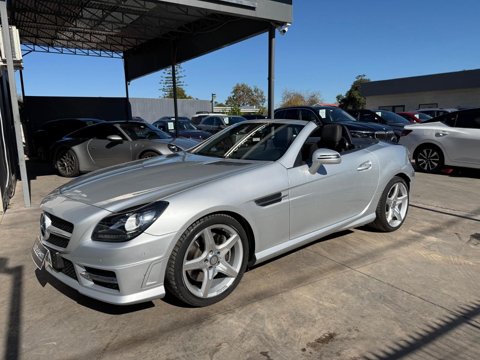 MERCEDES-BENZ SLK200 DESCAPOTABLE 1.8 AT 2017 MANTENCIONES AL DIA - FULL MOTOR
