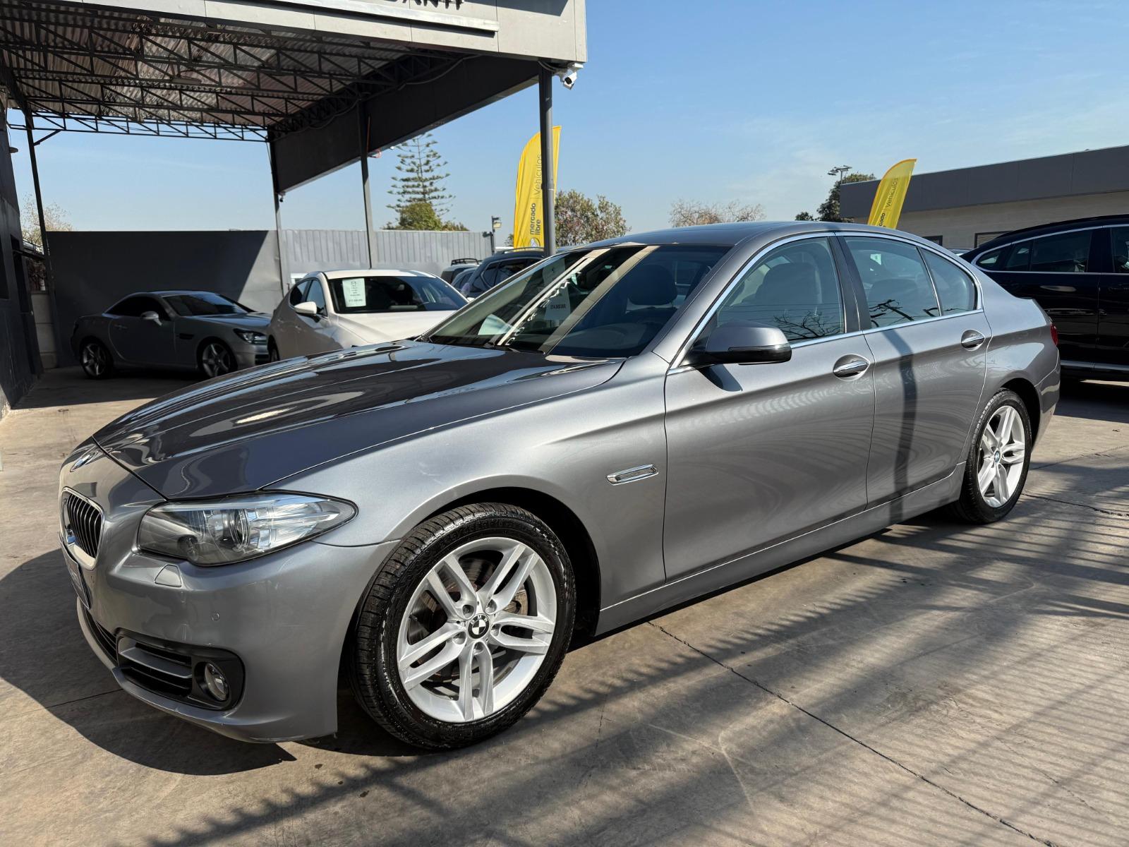 BMW 520 EXECUTIVE 2.0 AT  2014 BUEN ESTADO, CON SUS 2 LLAVES - CALDO SANTI