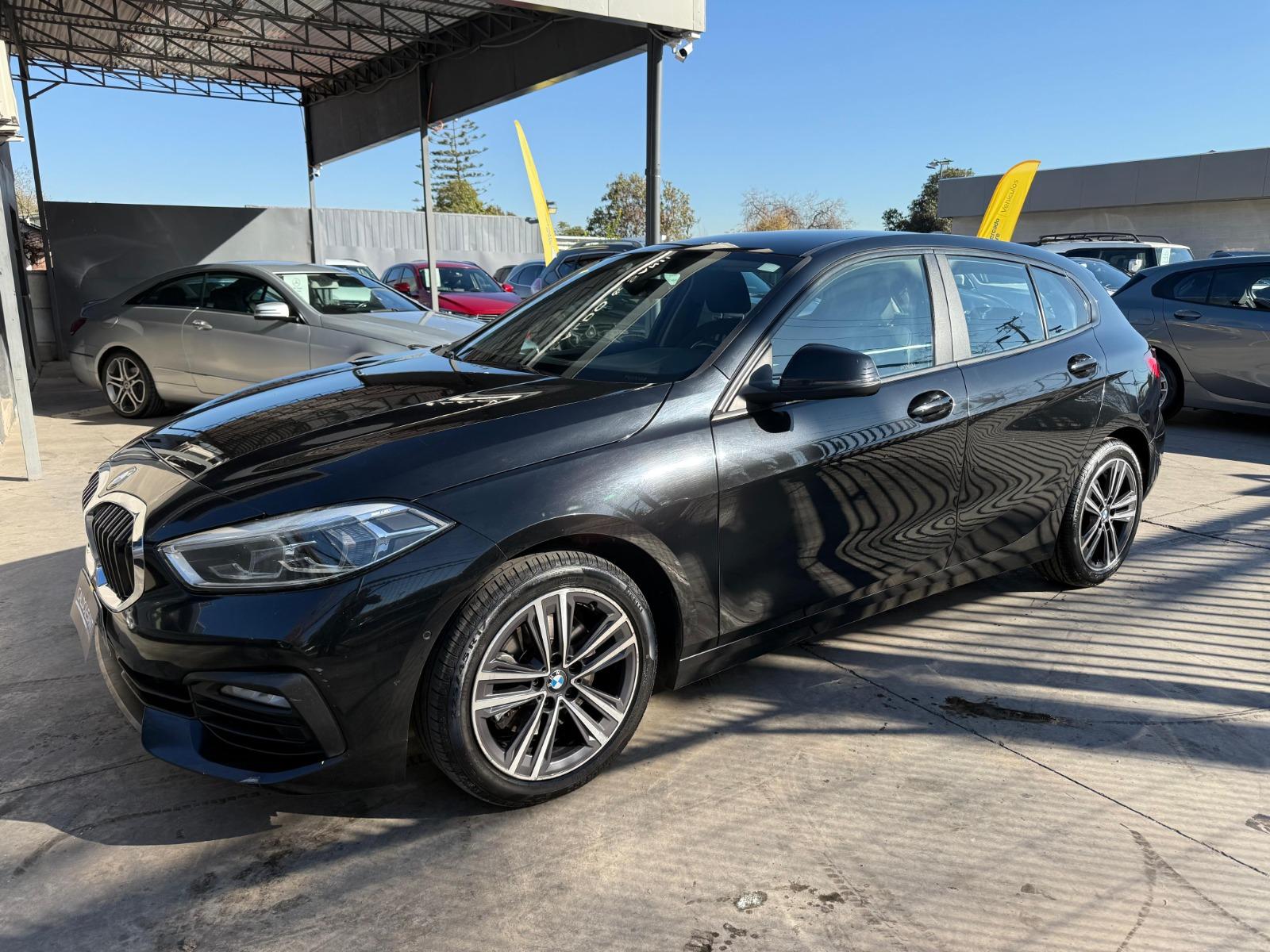 BMW 118D 2.0 AT DIESEL  2020 BUEN ESTADO - 