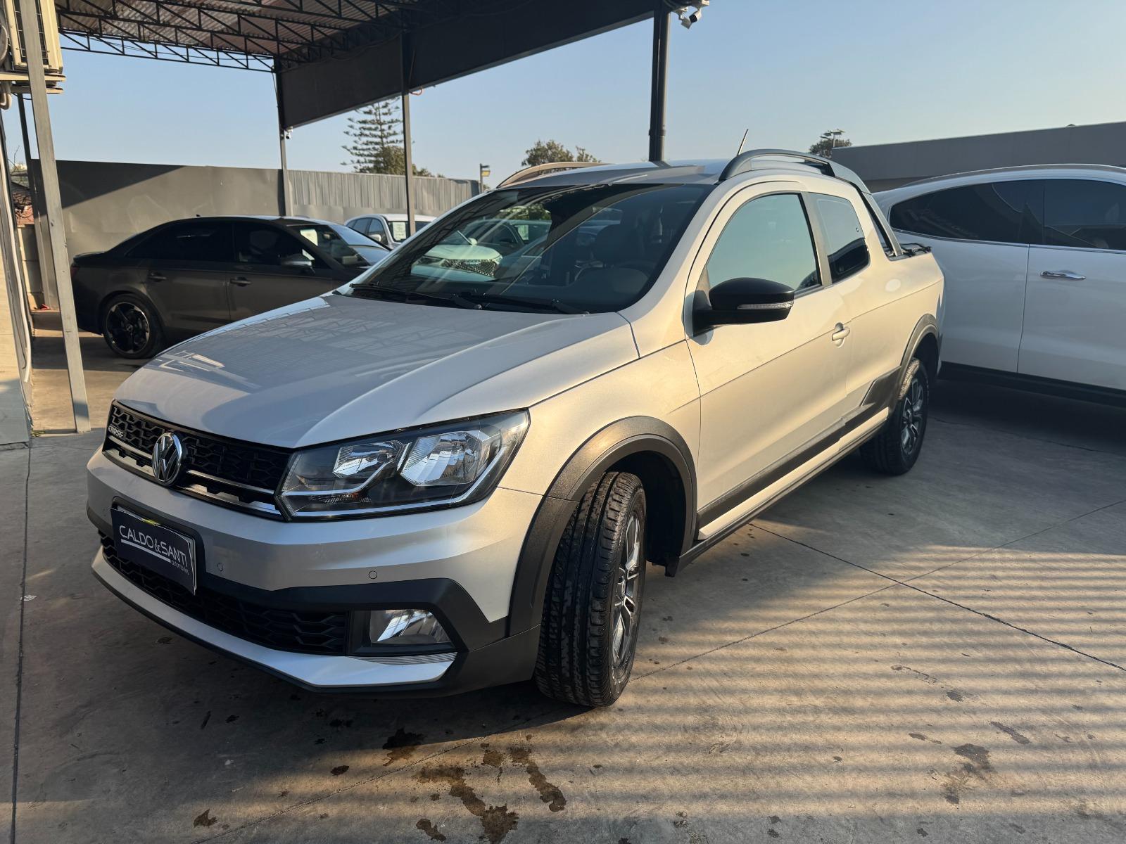 VOLKSWAGEN SAVEIRO CROSS 1.6 MT 4x2 2022 IMPECABLE ESTADO - FULL MOTOR