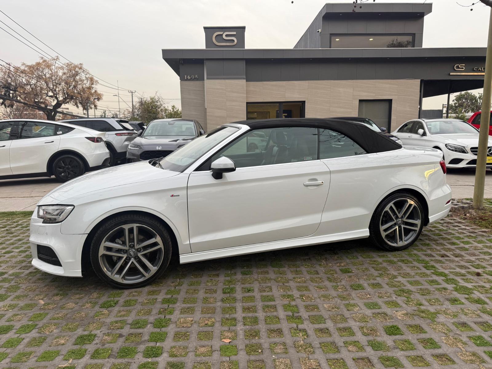 AUDI A3 DESCAPOTABLE SLINE 1.4 AT TFSI  2018 BUEN ESTADO, CON SUS 2 LLAVES - CALDO SANTI