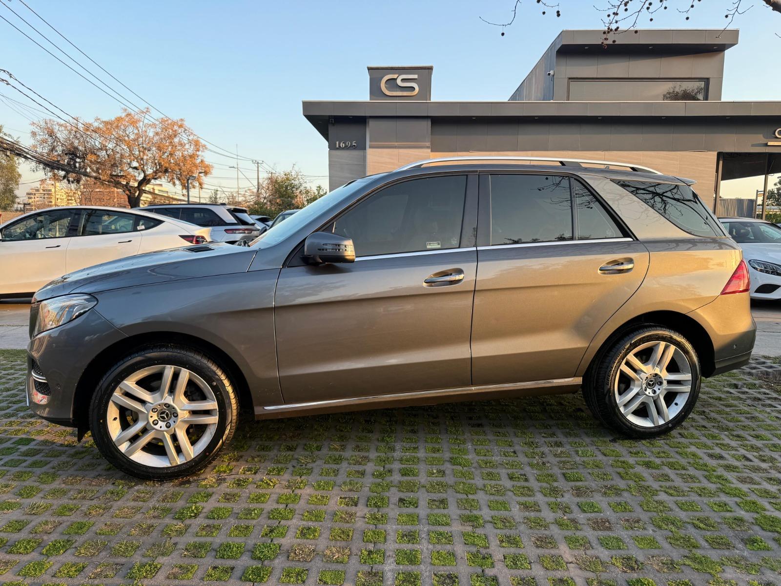 MERCEDES-BENZ GLE 400 3.0 AT 4MATIC 2017 4 NEUMATICOS NUEVOS, 2 LLAVES - FULL MOTOR
