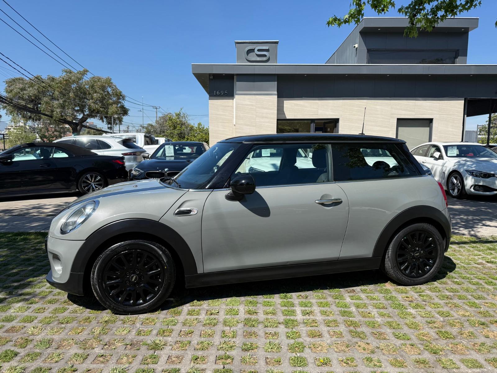 MINI COOPER 1.5 AT 2PTAS 2018 BUEN ESTADO, CON SUS 2 LLAVES - FULL MOTOR