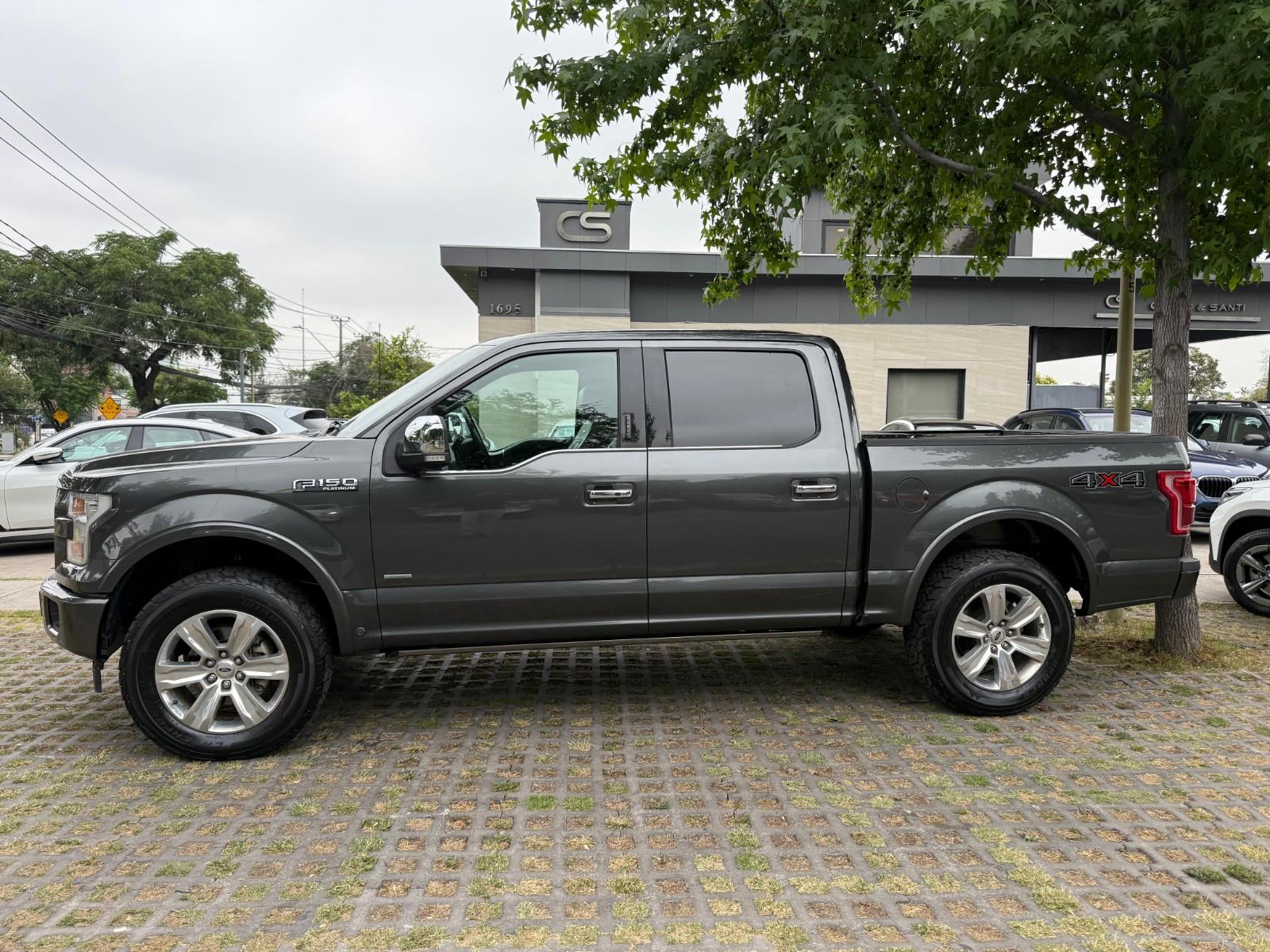 FORD F-150 PLATINUM 3.5 AT ECOBOOST 4X4 2017 BUEN ESTADO - FULL MOTOR