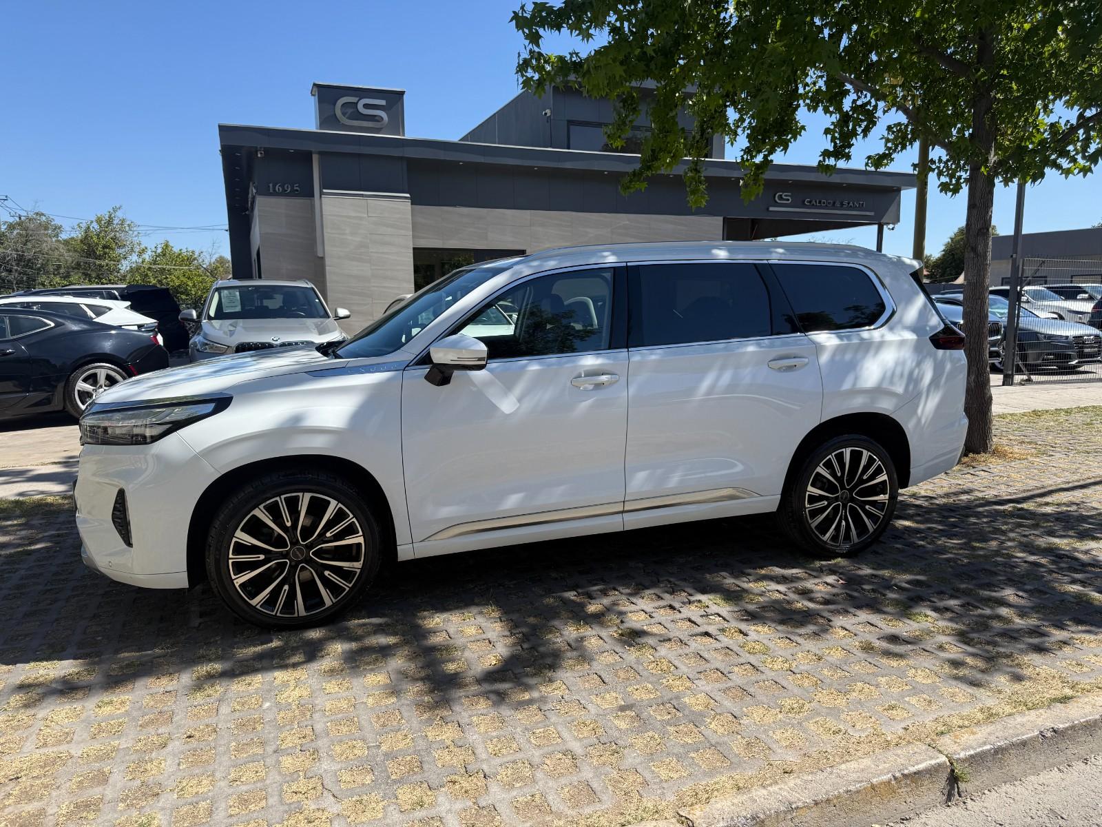 EXEED VX UNLIMITED 4WD 2.0 AT 2022 3 CORRIDAS DE ASIENTO - CALDO SANTI