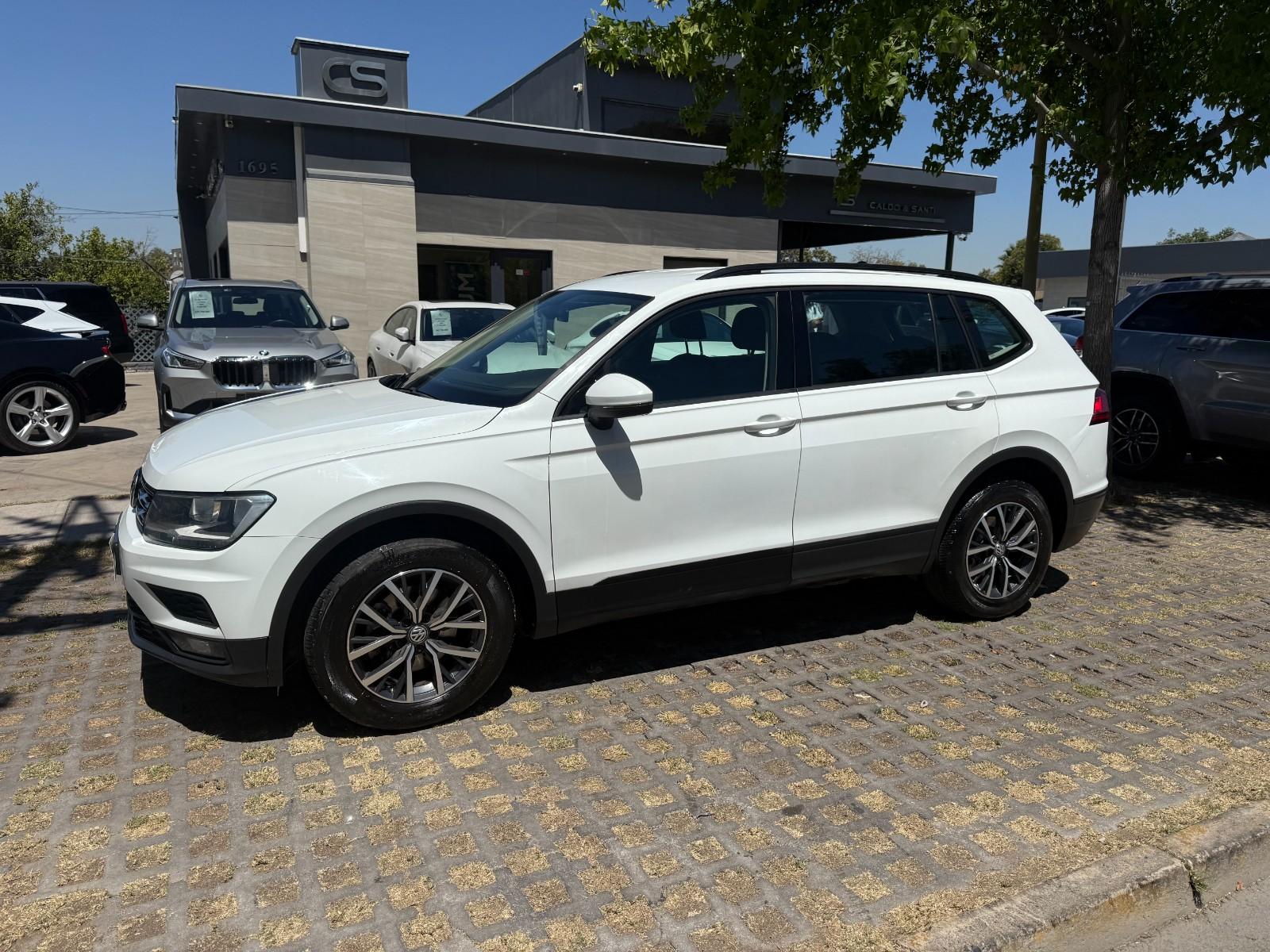 VOLKSWAGEN TIGUAN 1.4 TFSI AT 2020 BUEN ESTADO CON SUS 2 LLAVES - 