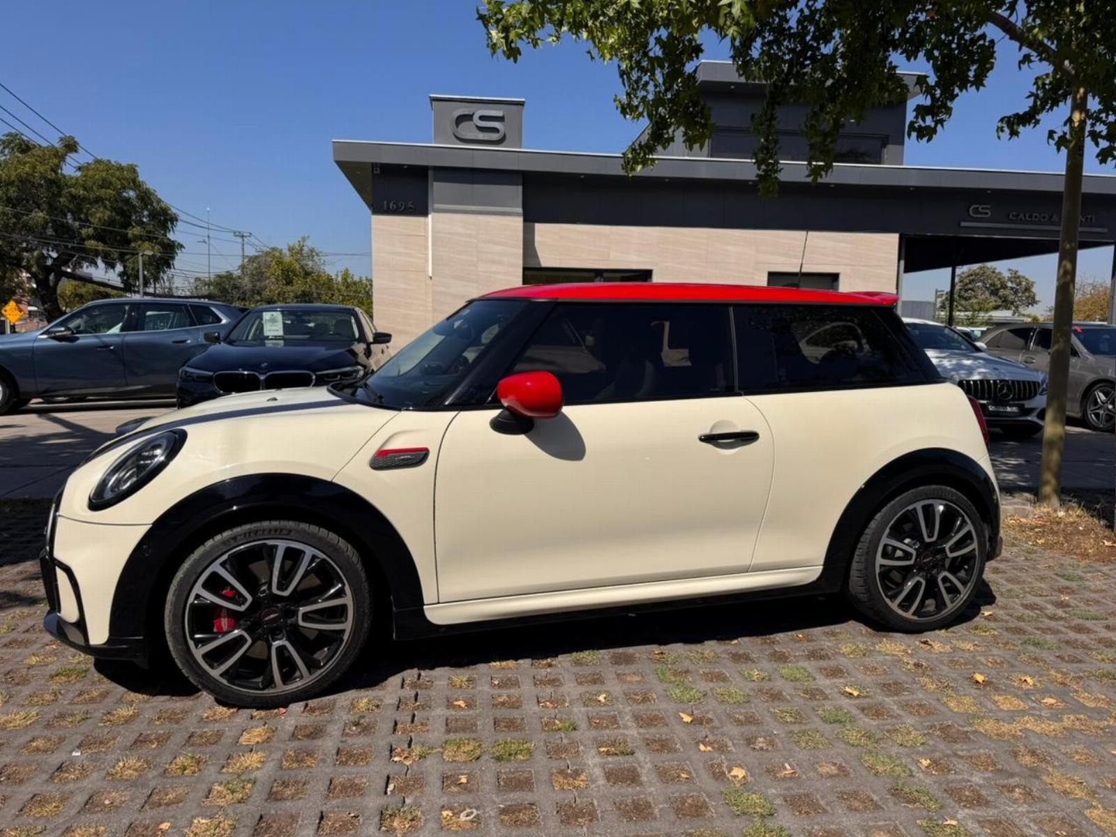 MINI JCW 2.0 AT  2022 EXCELENTE ESTADO - FULL MOTOR