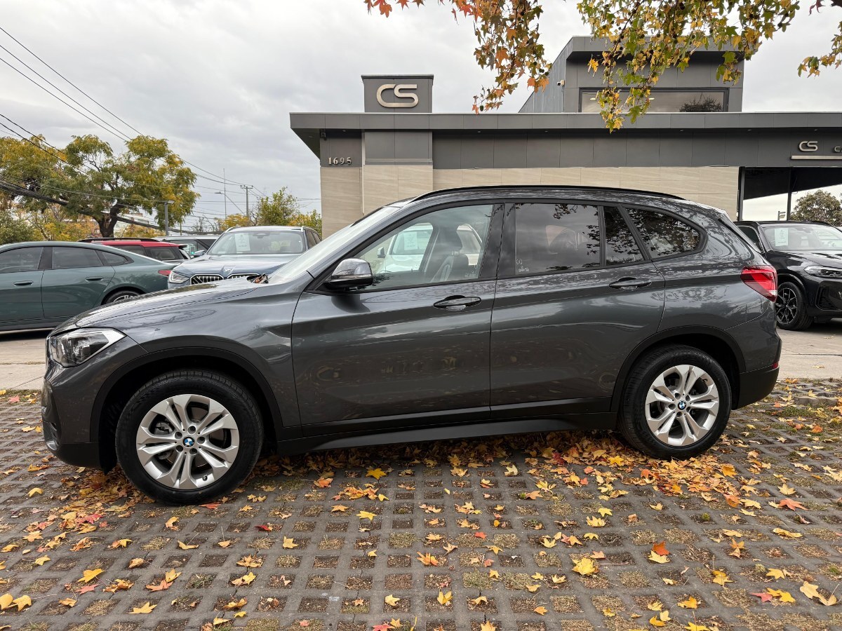 BMW X1 SDRIVE18I LCI 1.5 AT  2022 BUEN ESTADO, CON SUS 2 LLAVES - FULL MOTOR