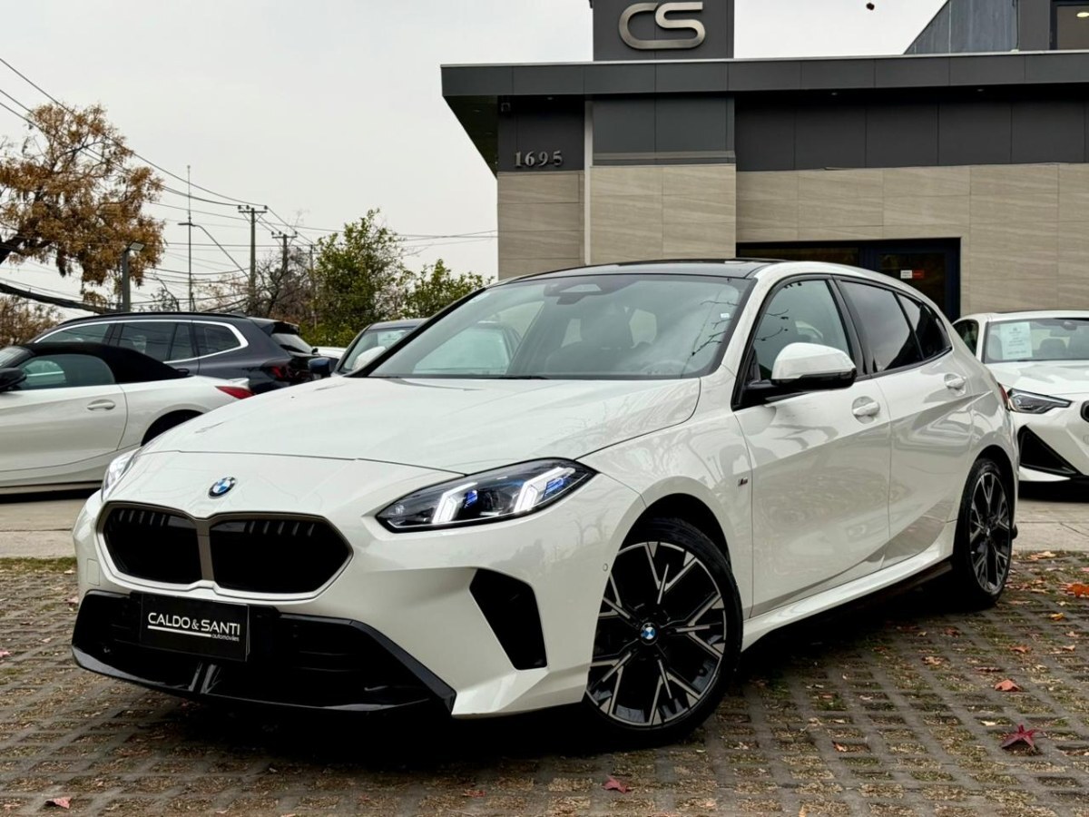 BMW 118 M SPORT 1.5 AT 2025 1 Dueño, Garantía Vigente - CALDO SANTI
