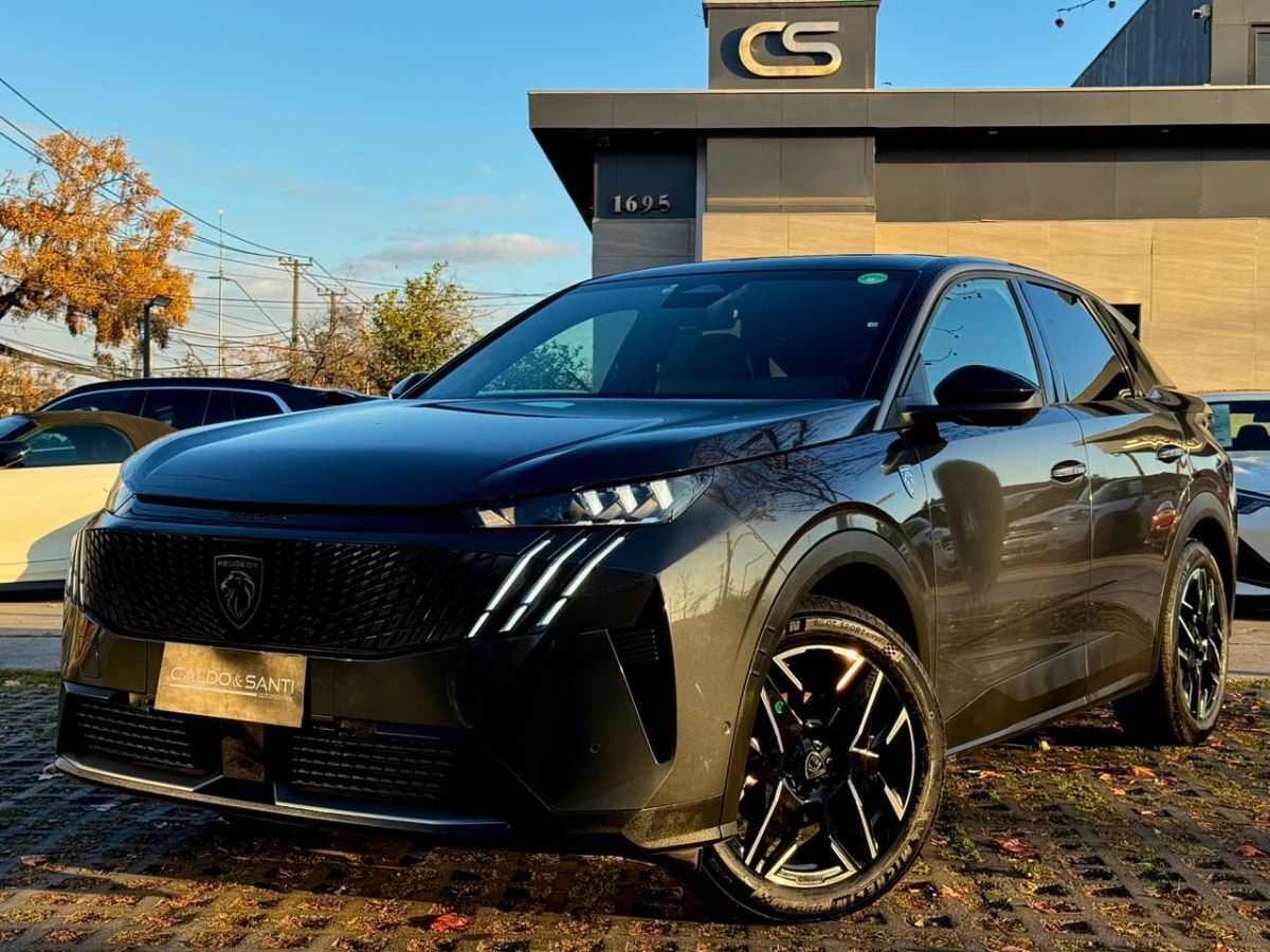 PEUGEOT 3008 GT HYRBID 1.2 AT 2025 1 Dueño, Garantía Vigente - FULL MOTOR