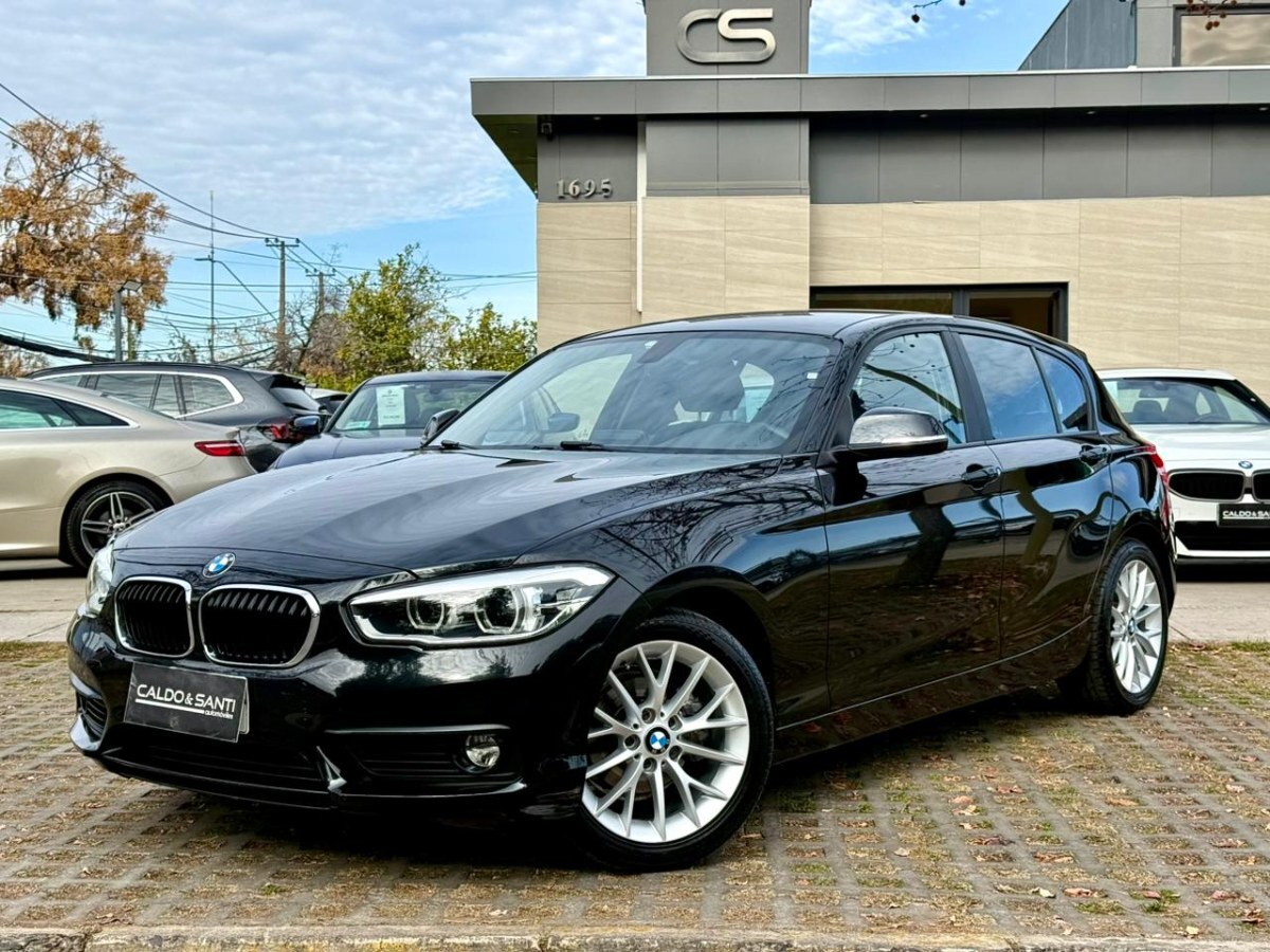 BMW 118I 1.5 Turbo AT 2020 2 DUEÑOS, IMPECABLE ESTADO - FULL MOTOR