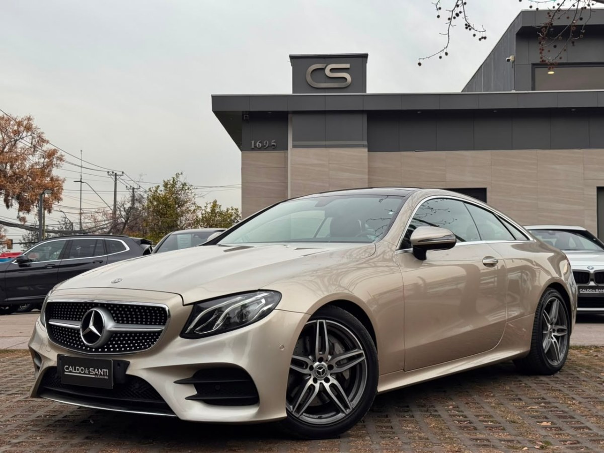 MERCEDES-BENZ E300 COUPÉ 2.0 AT 2019 UNICO DUEÑO, MANTENCION EN LA MARCA - FULL MOTOR
