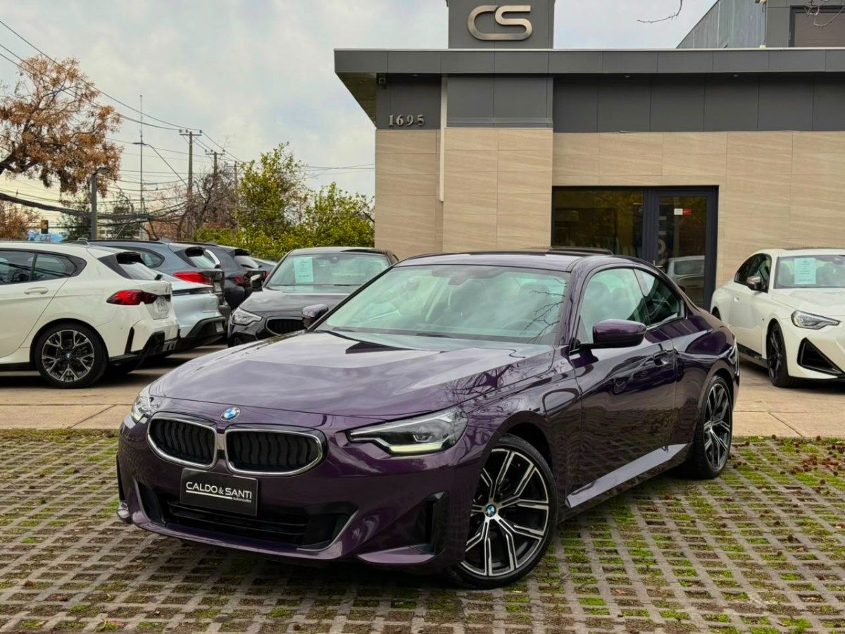 BMW 220I Coupe 2.0 AT 2024 Impecable estado, Poco Kilometraje. - CALDO SANTI