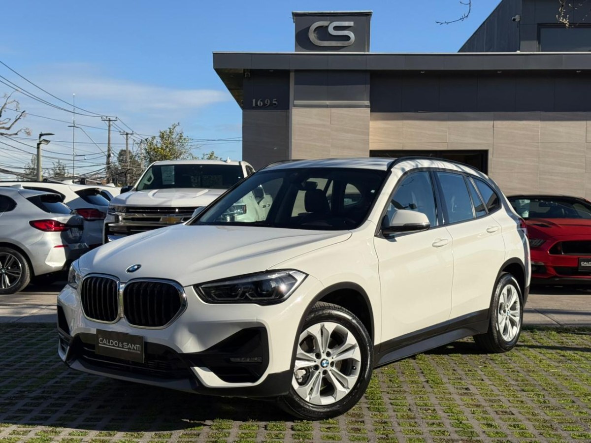 BMW X1 SDrive 18i 1.5 AUT 2022 IMPECABLE ESTADO, CON SUS 2 LLAVES - CALDO SANTI