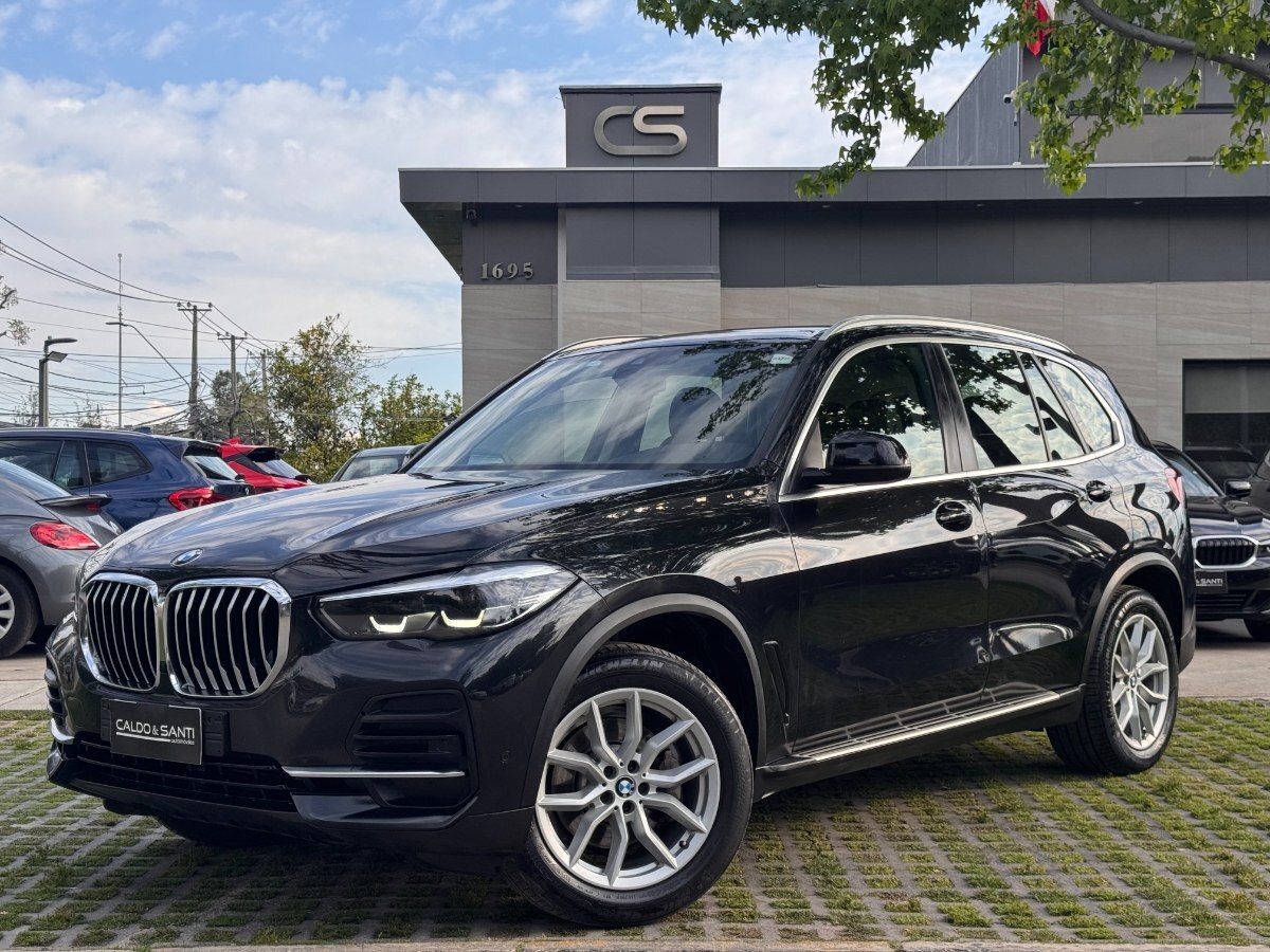 BMW X5 XDRIVE30D 3.0 AT 2023 BUEN ESTADO, CON SUS 2 LLAVES - FULL MOTOR