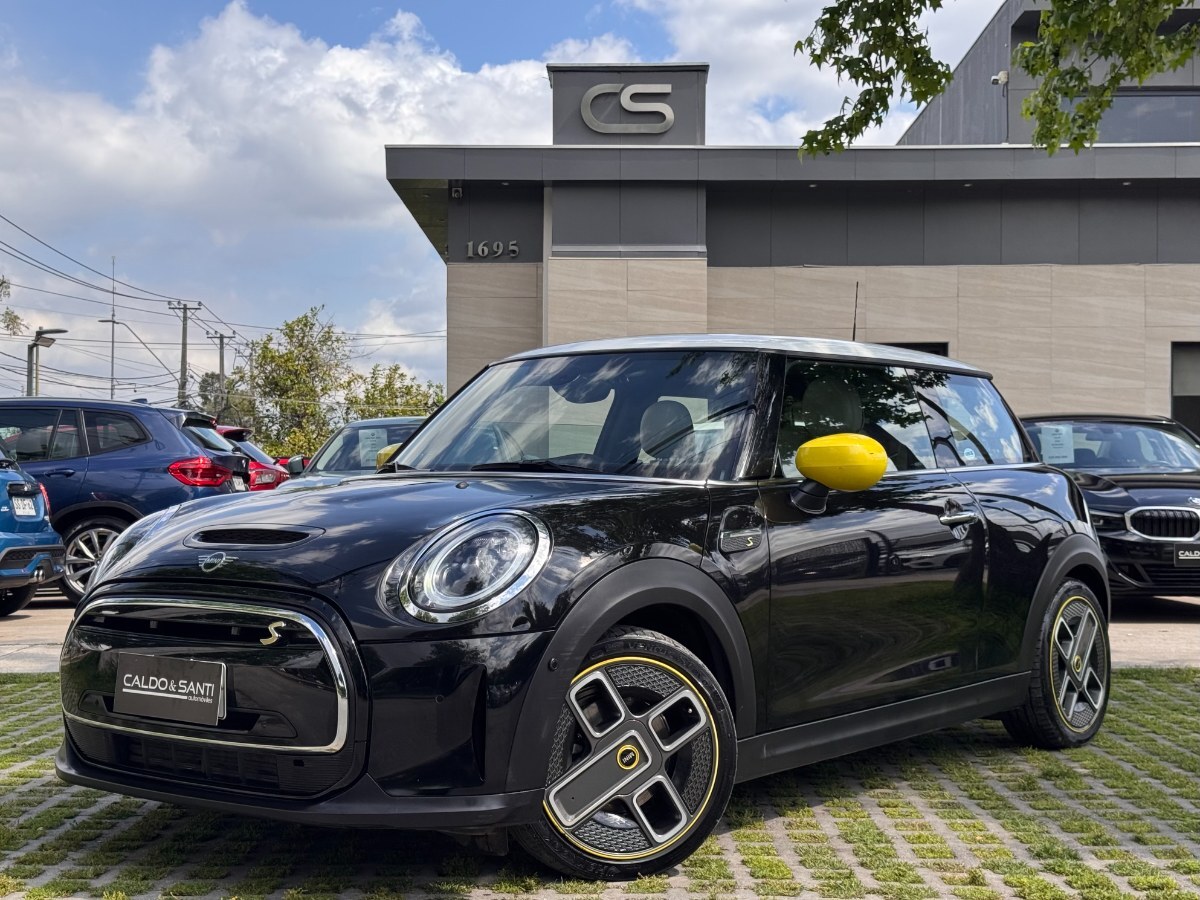 MINI COOPER SE HB AUT 2021 IMPECABLE ESTADO - FULL MOTOR