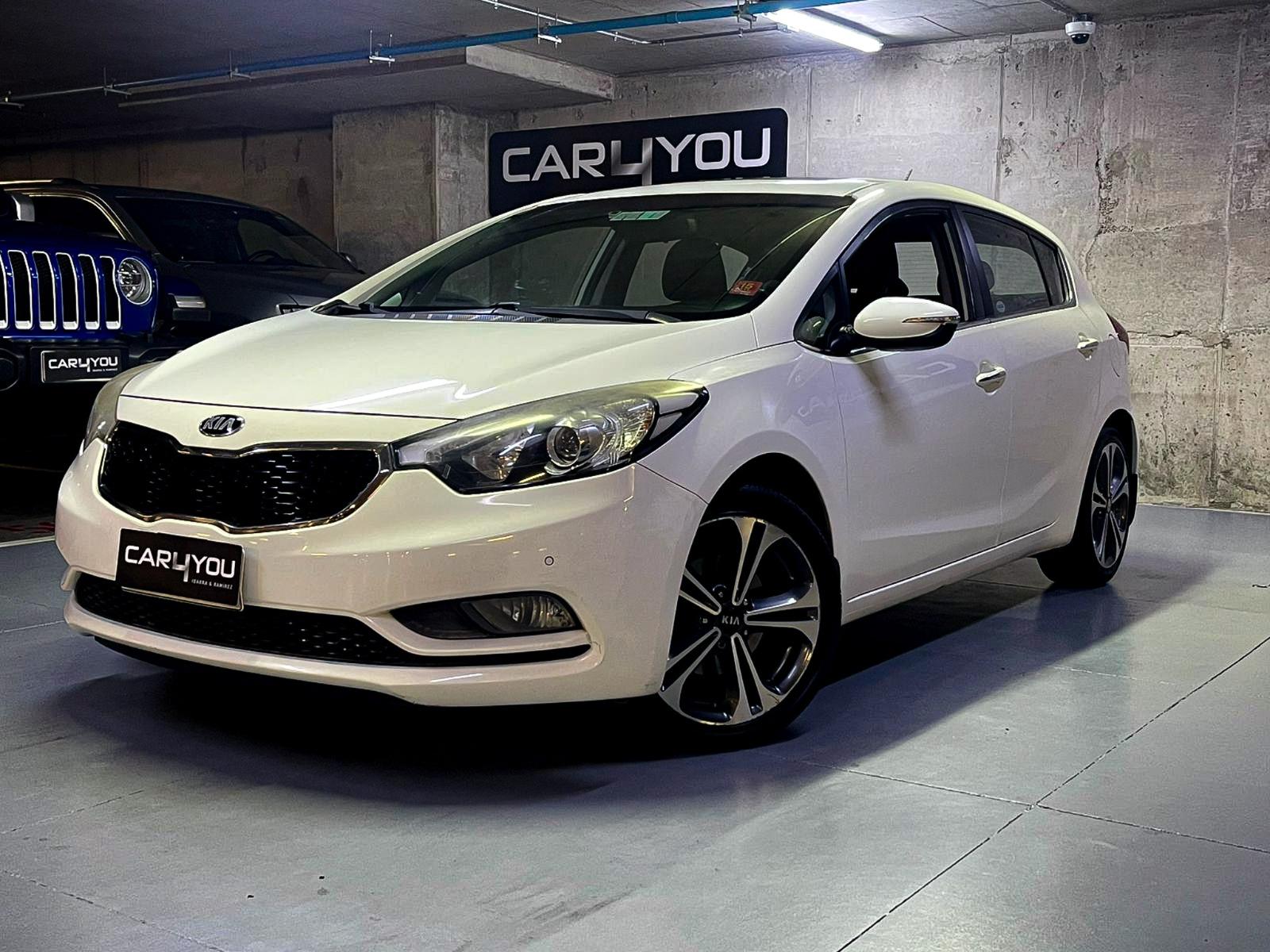 KIA CERATO 5 SX AUTOMÁTICO 2015  - 