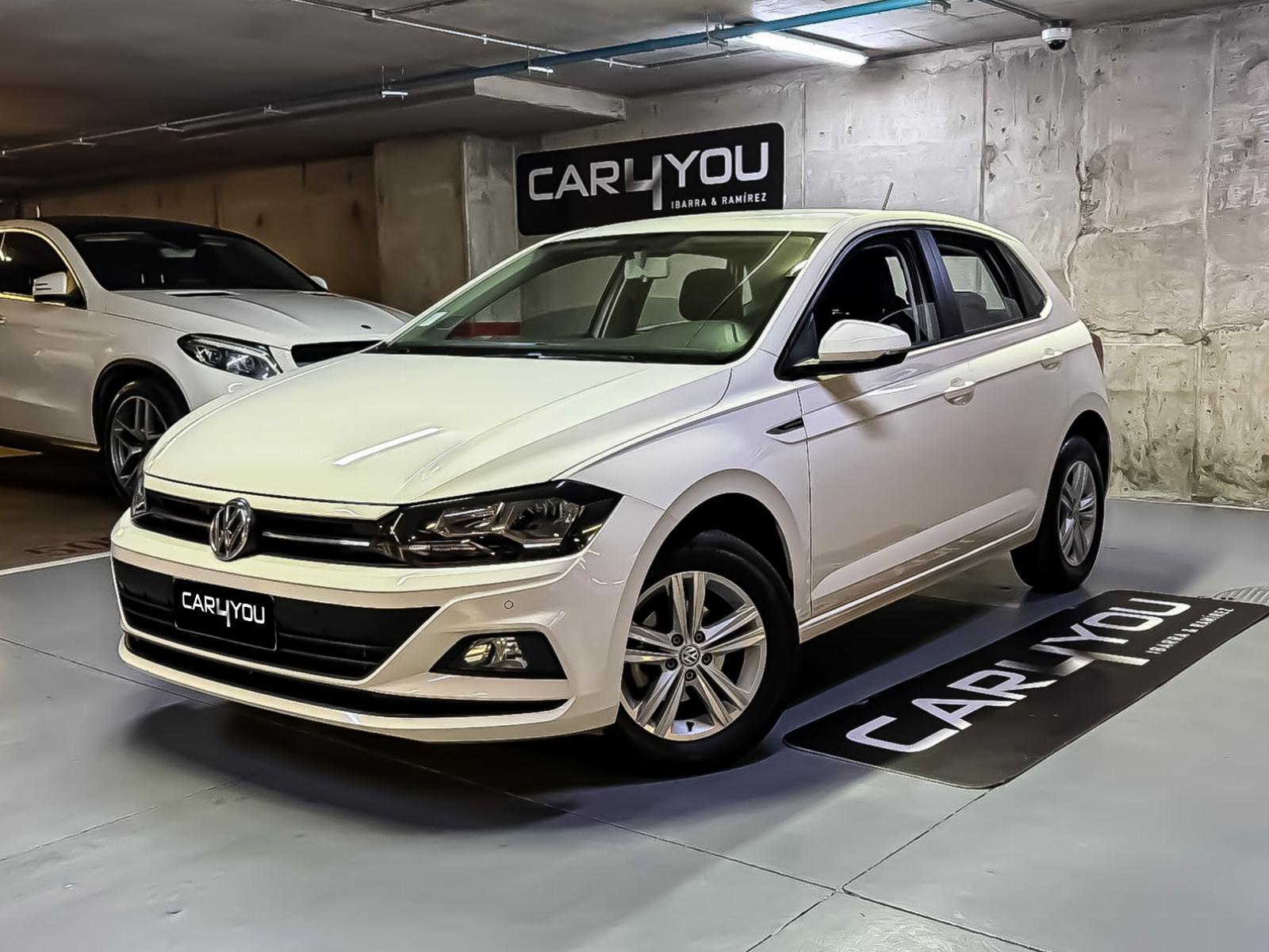 VOLKSWAGEN POLO POLO CLASSIC 1.6 CONFORT  2022 UN DUEÑO, SOLO 25.000 KM - 