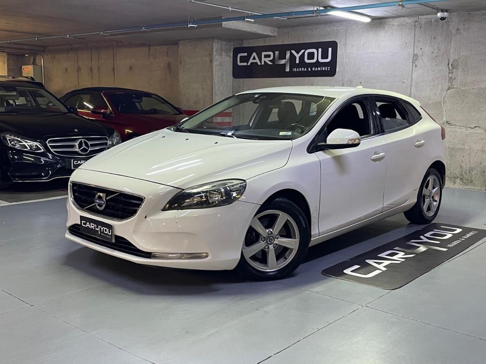 VOLVO V40 D2 MEC COMFORT DIESEL 2.0 2016  - 