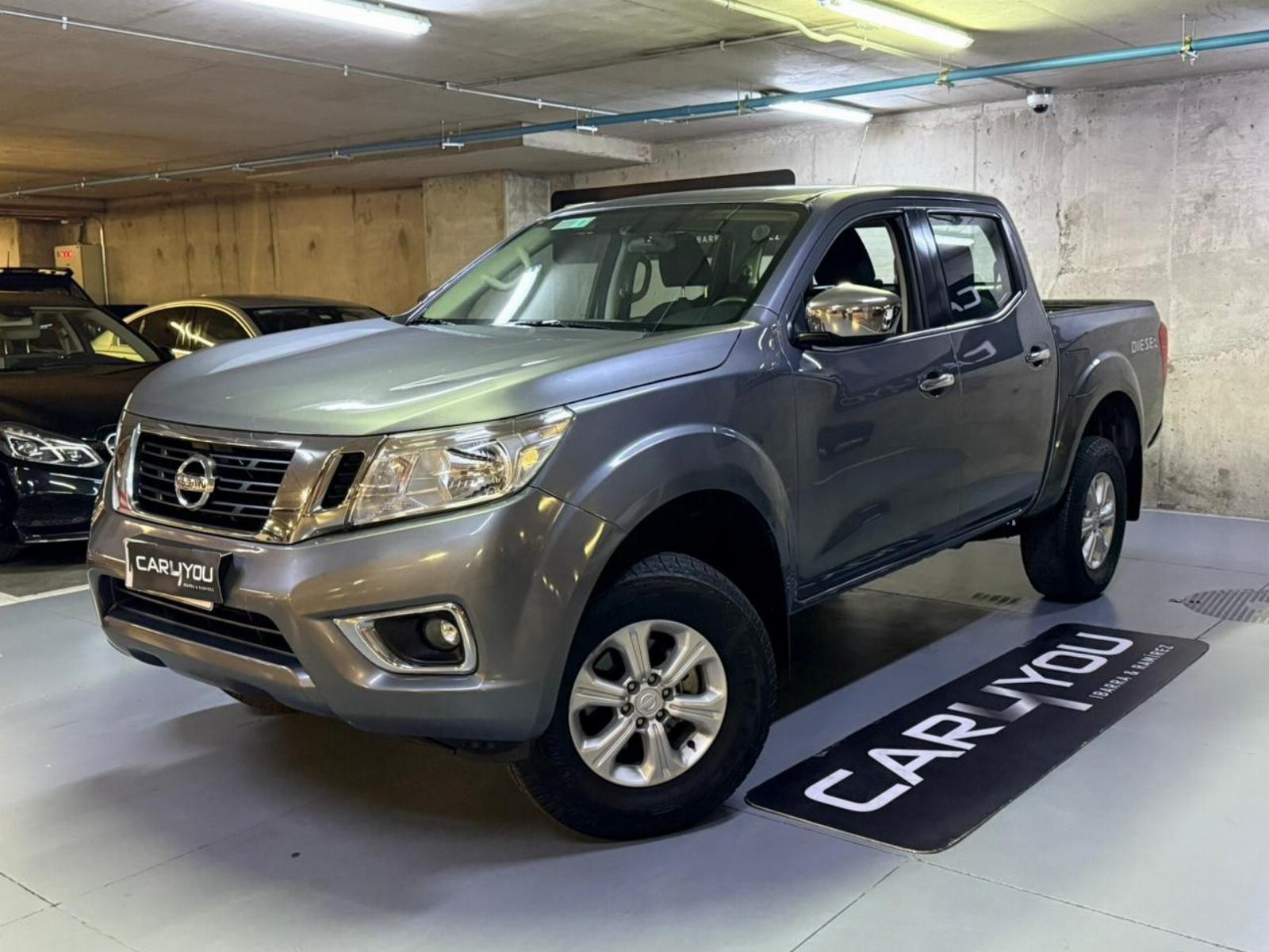 NISSAN NAVARA NP300 2021 ÚNICO DUEÑO - FULL MOTOR