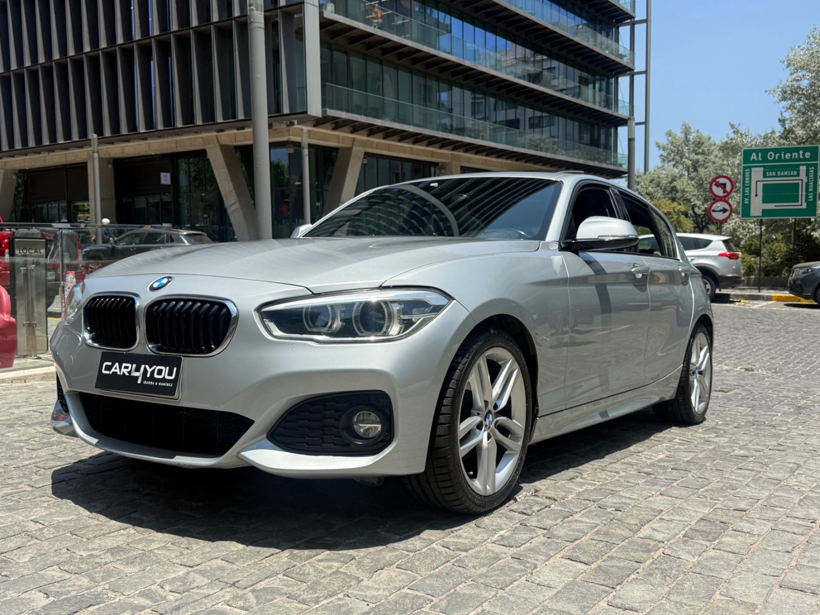 BMW 120 SPORT LOOK M  2018 2 duenos  - 
