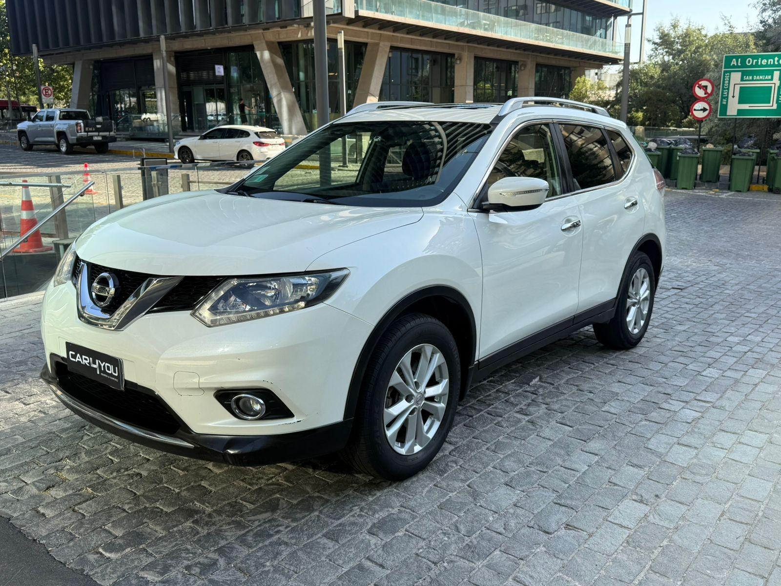 NISSAN X-TRAIL ADVANCE CVT 2.5 2017 2 DUEÑOS - FULL MOTOR