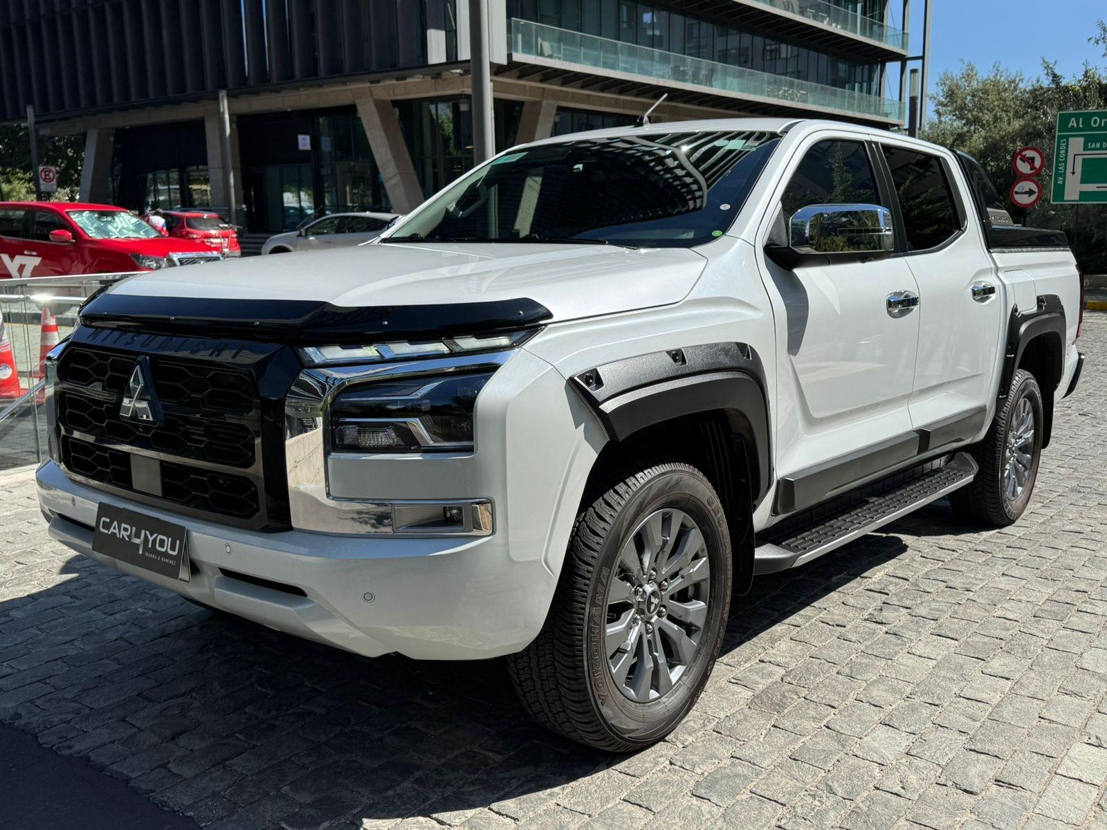 MITSUBISHI L200 2.4 TD DAKAR XR AUTO 4WD 2025 SÓLO 2 DUEÑOS - FULL MOTOR