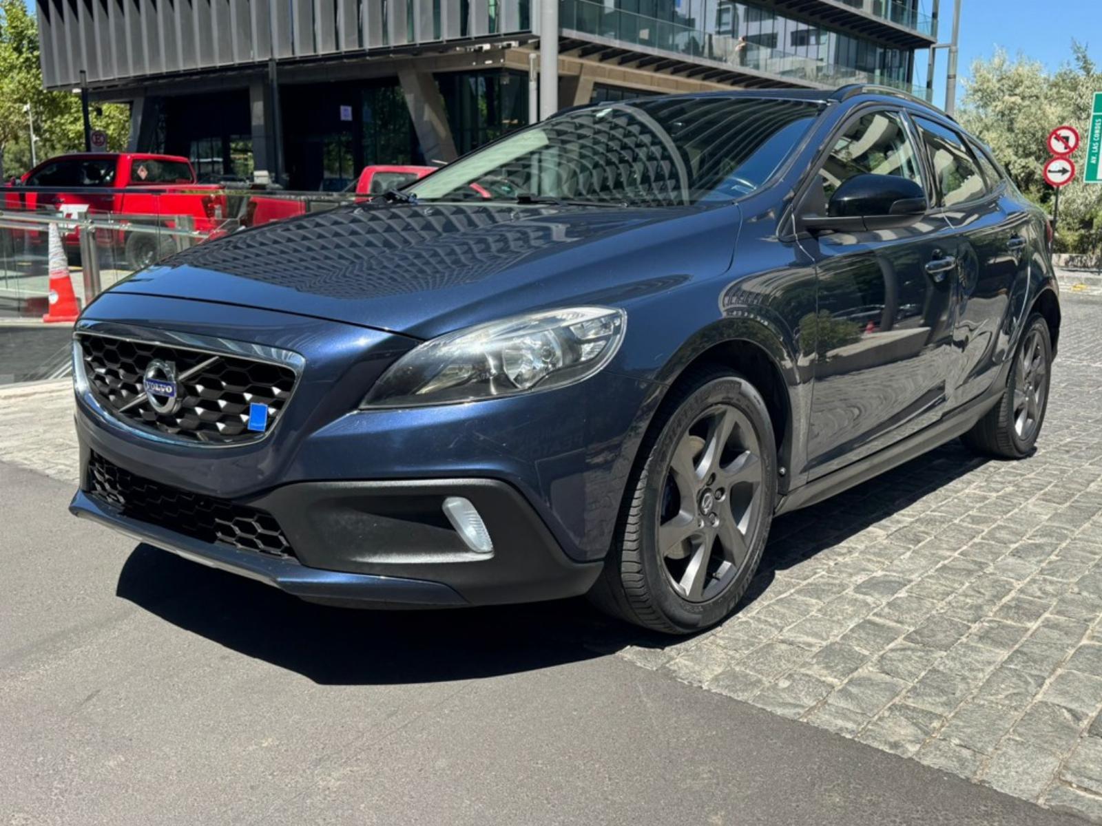 VOLVO V40 CC T4 COMFORT 2015 - FULL MOTOR