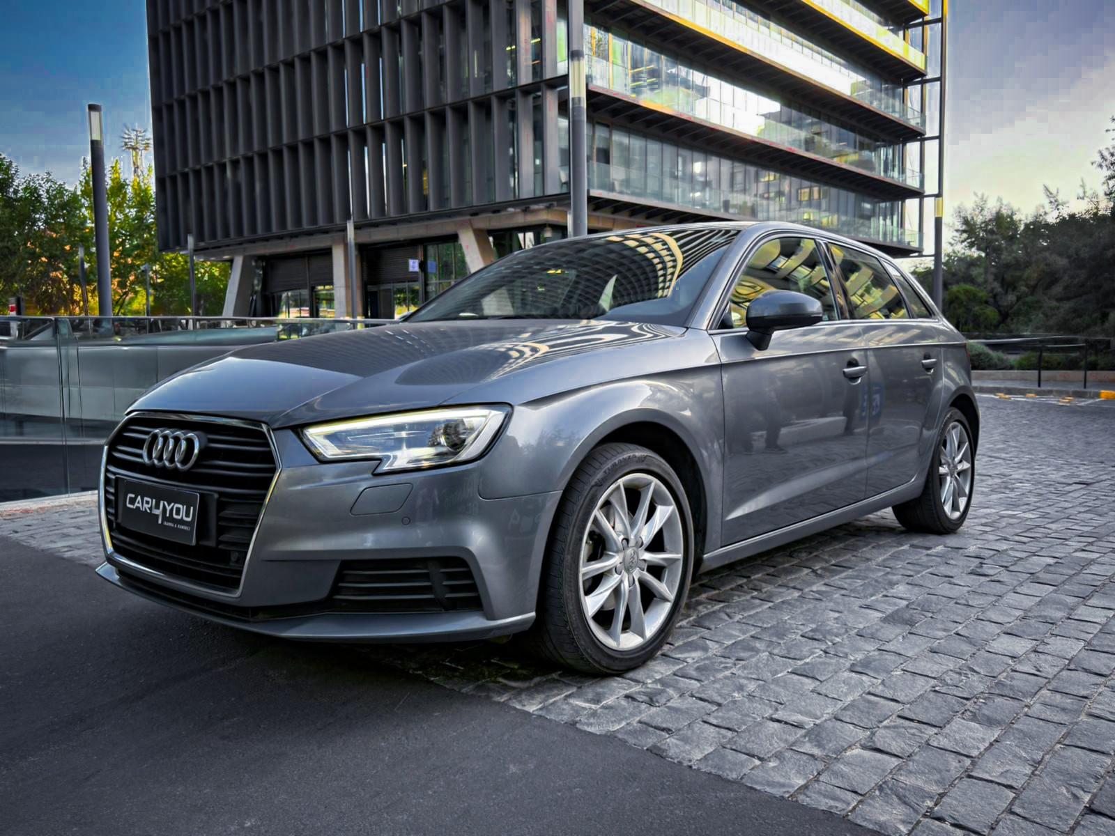 AUDI A3 1.4 35 TFSI Stronic Auto Sportback 2019 Sline - Damos GARANTIA - FULL MOTOR