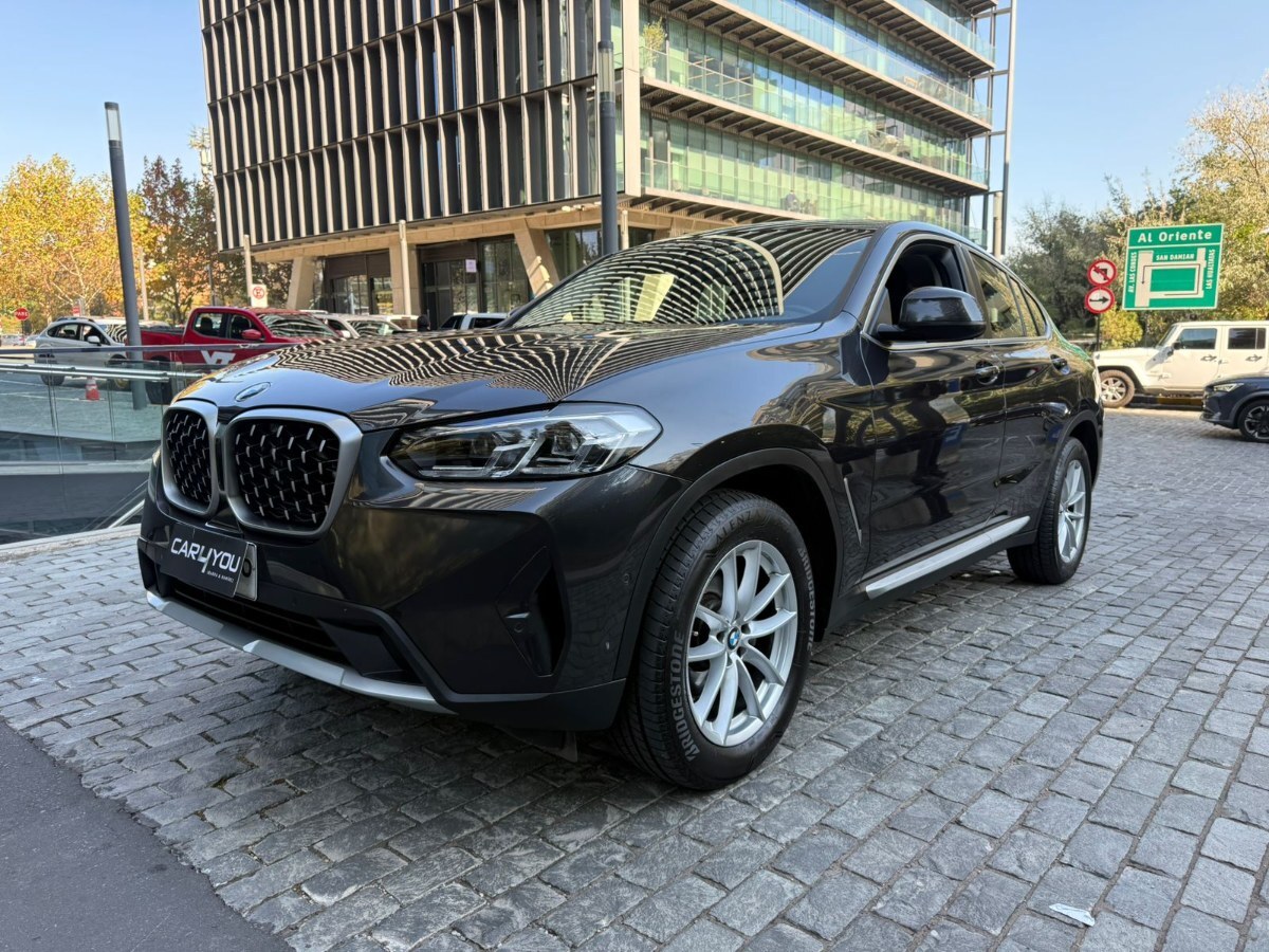 BMW X4 DYNAMIC XDRIVE 2025 1 dueño, mantenciones en BMW, copia de llave. - FULL MOTOR