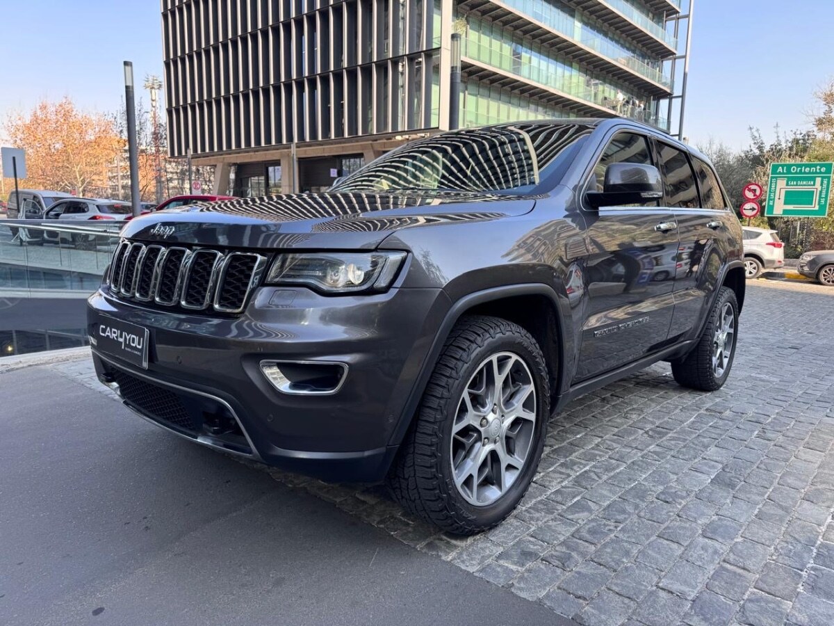 JEEP GRAND CHEROKEE LIMITED 2022 UNICA DUEÑA - FULL MOTOR