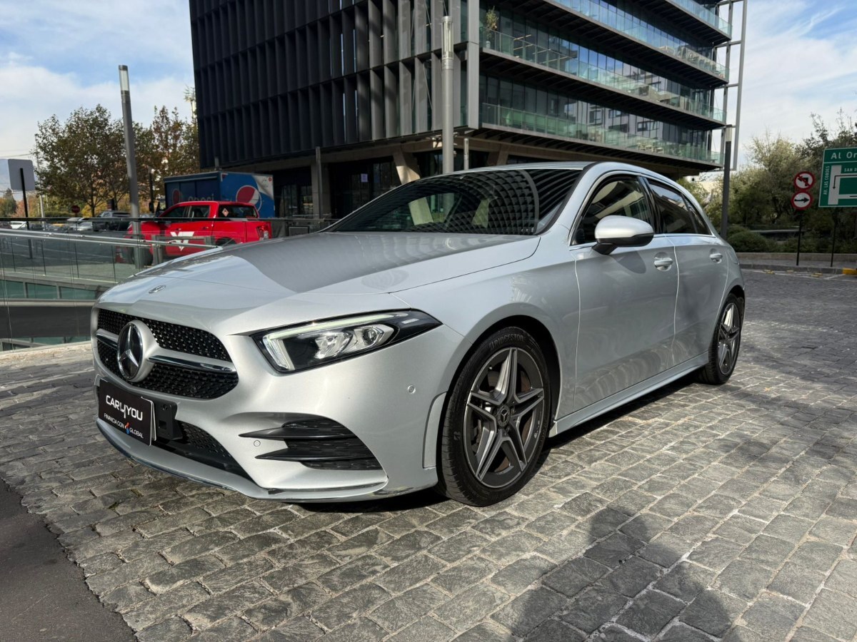 MERCEDES-BENZ A200 LOOK AMG 2023 LOOK AMG - FULL MOTOR