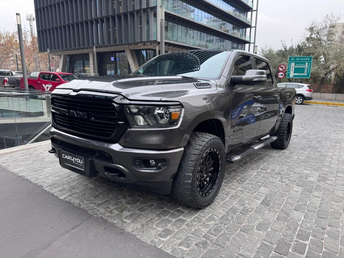RAM 1500 BIG HORN CREW CAB 4X4 3.6 AUT 2021 - FULL MOTOR