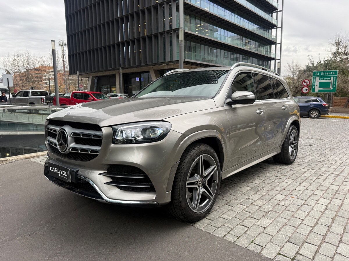 MERCEDES-BENZ GLS 400D LOOK AMG 2023 UNICO DUEÑO - 3 CORRIDAS DE ASIENTO - FULL MOTOR