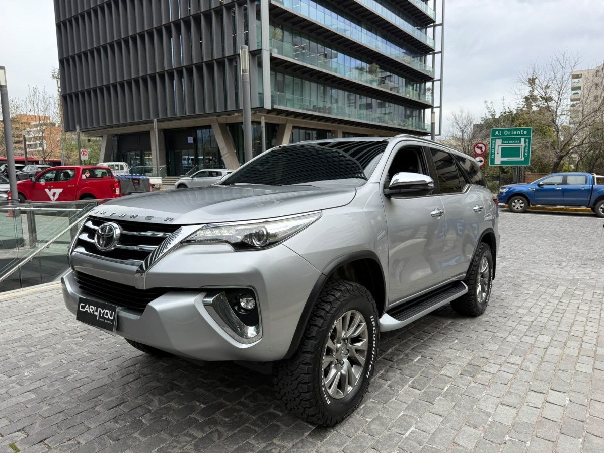 TOYOTA FORTUNER SRX 2.7 2019 - FULL MOTOR