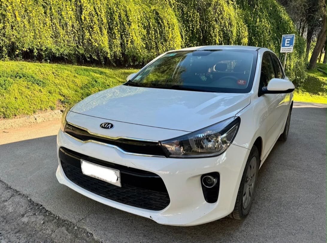 KIA RÍO 5 EX 2019 Solo 98.000 KM - FULL MOTOR