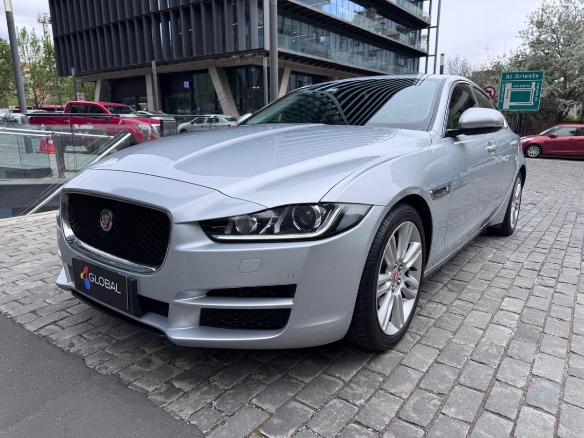 JAGUAR XE PRESTIGE 2019 SOLO 82.000 KM - FULL MOTOR