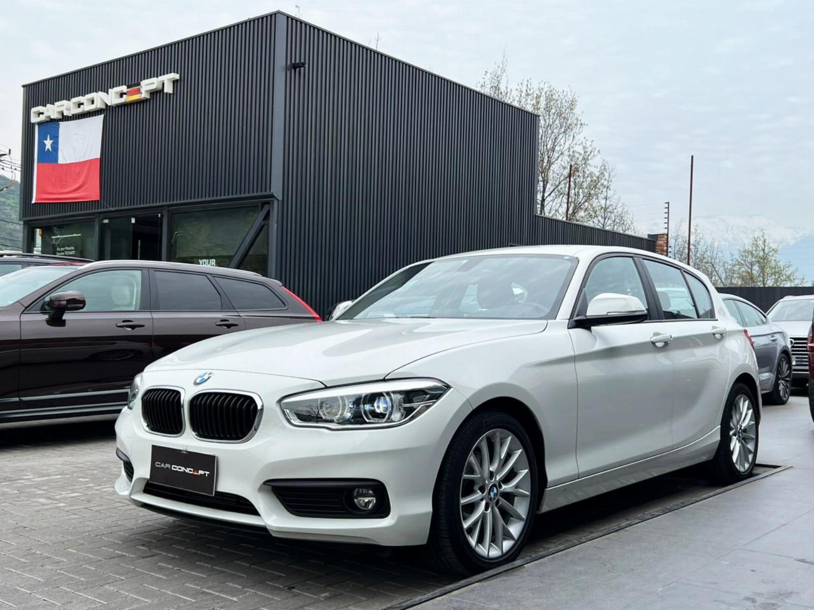 BMW 118 HB 1.5 AT 2019 MANTENIMIENTO AL DÍA - 